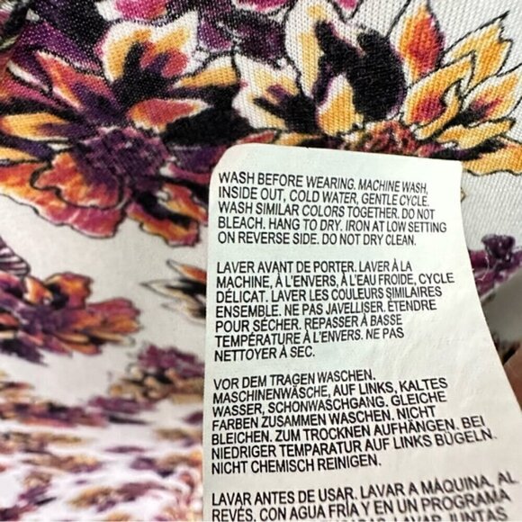 Love & Legend Floral Print Cutout Blouse 1X - Picture 10 of 10